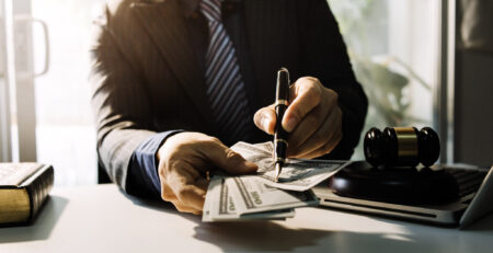 Fui negativado indevidamente quais são meus direitos e como agir